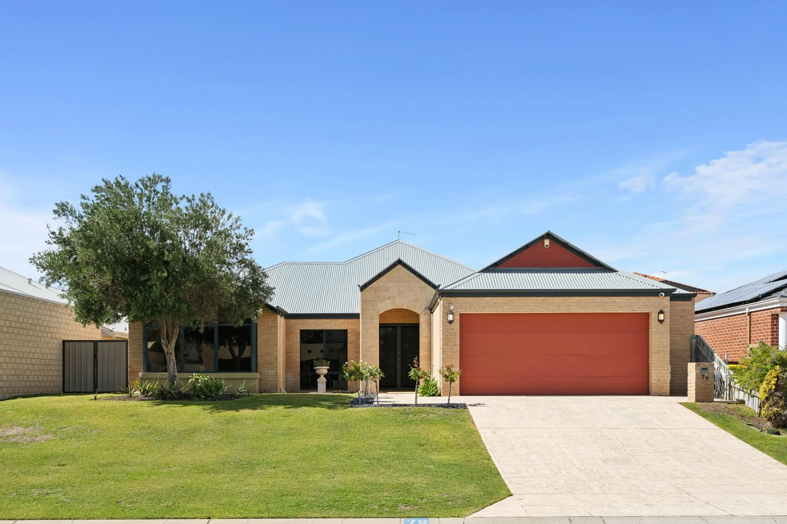 Primary image of 79 Broadbeach Boulevard, Hillarys WA 6025