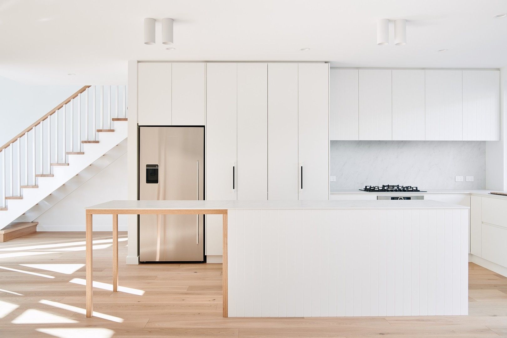 4 bedrooms Townhouse in 2/1 Oak Grove BRIGHTON VIC, 3186