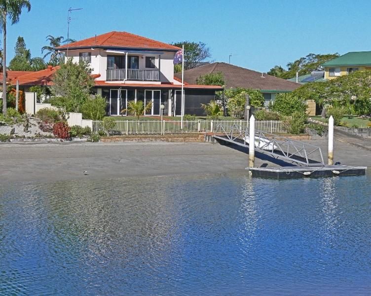 56 O'grady Drive, Paradise Point Property