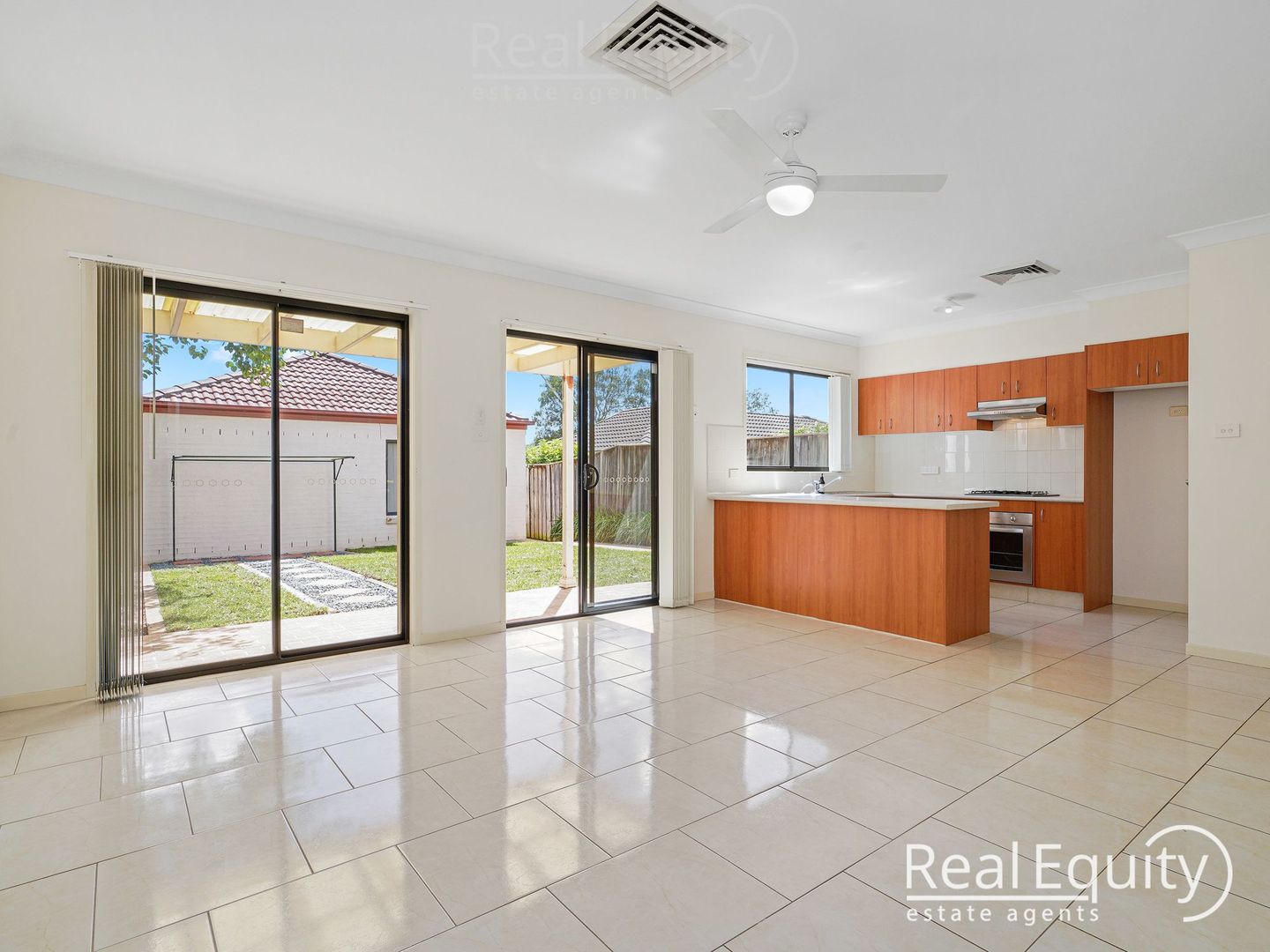 21 Wingate Avenue, West Hoxton NSW 2171, Image 1