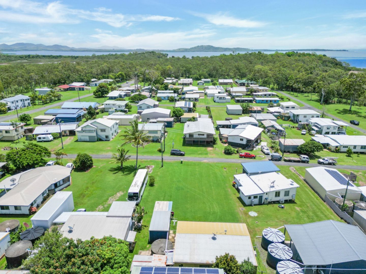 5 Dewar Street, St Helens Beach QLD 4798, Image 2