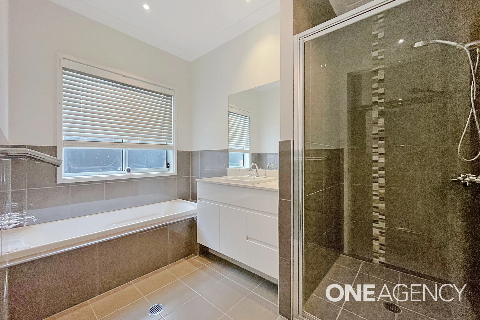 Additional image 8 of 16 Trawler Street, Vincentia NSW 2540