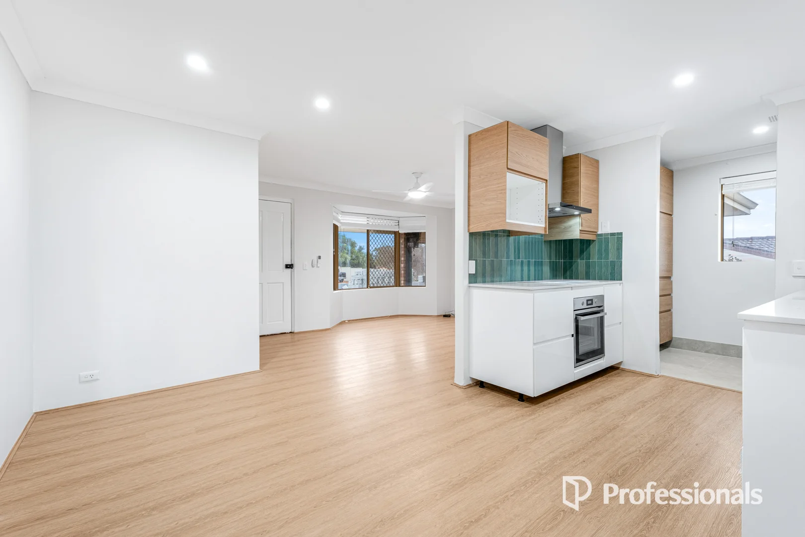 Additional image 7 of 18 Norcott Vista, Marangaroo WA 6064