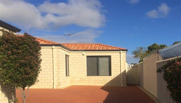 3 bedrooms House in 42C Kingsfold Street BALGA WA, 6061