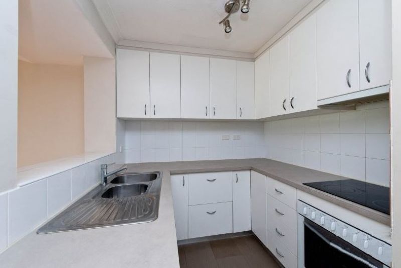 3 bedrooms House in 58 Dickson Drive MIDDLE SWAN WA, 6056