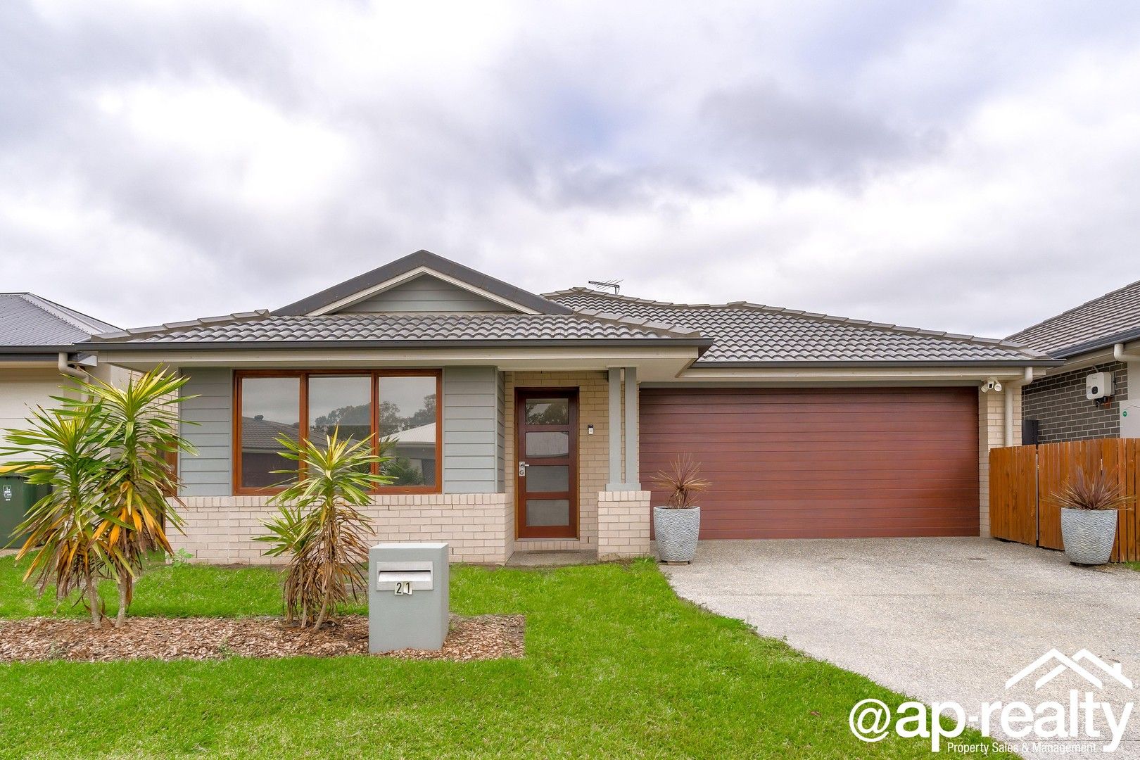 21 Penda Crescent, Pallara QLD 4110, Image 0