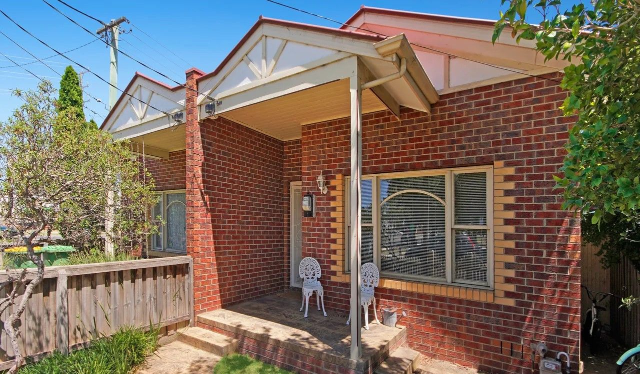 2 bedrooms House in 9A Oakover Road PRESTON VIC, 3072