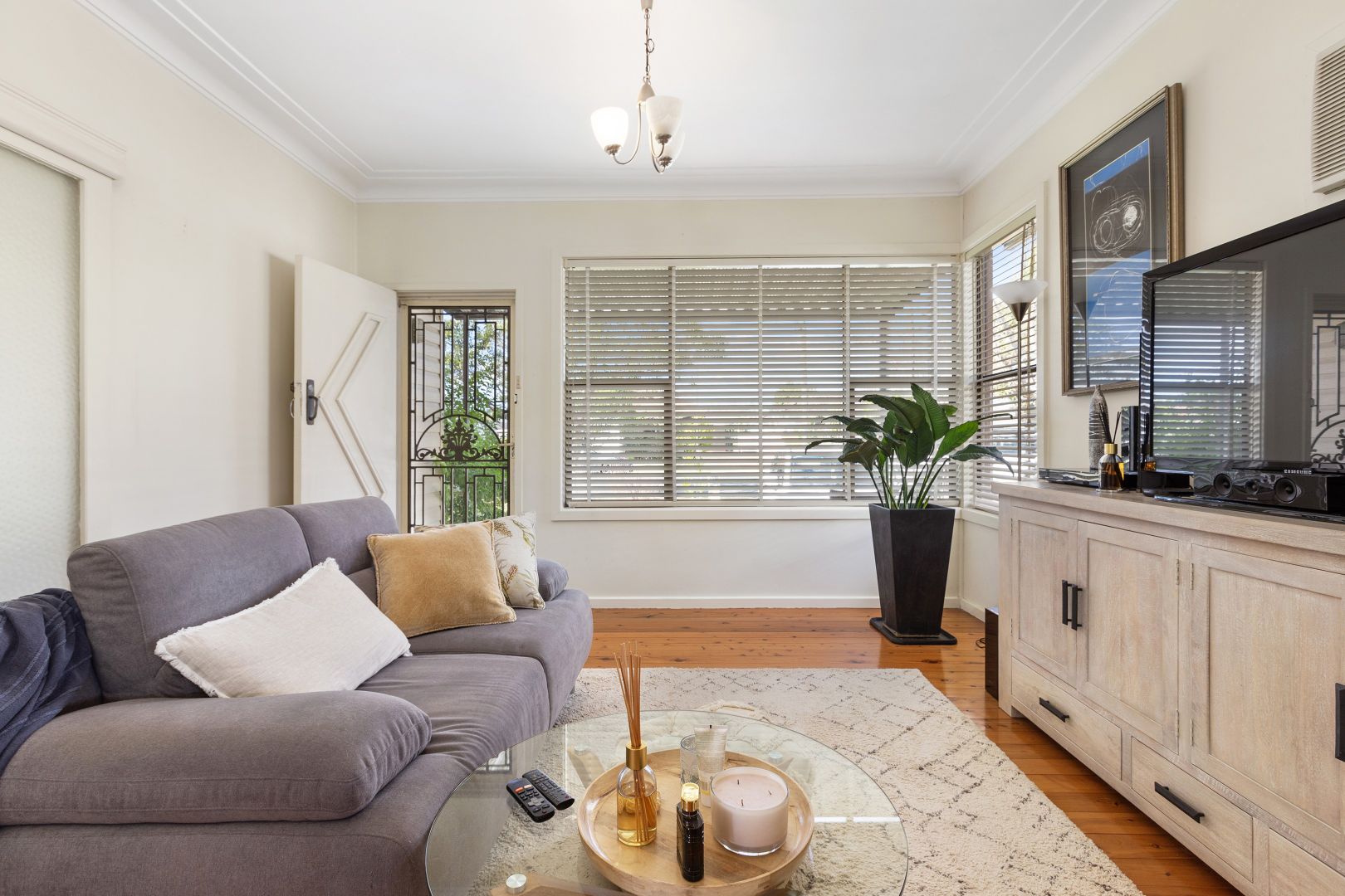 17 Fletcher Street, Beresfield NSW 2322 House For Rent 495 Domain