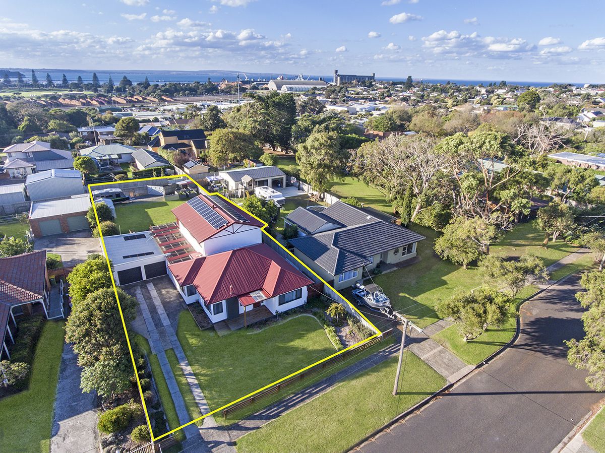 32 Waterford Avenue, Portland VIC 3305