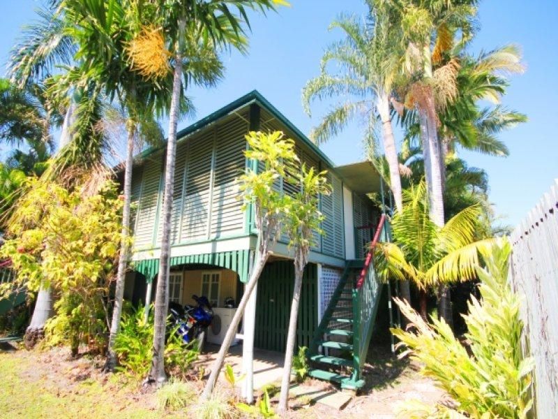 1 bedrooms Apartment / Unit / Flat in 28B Ackers Street HERMIT PARK QLD, 4812