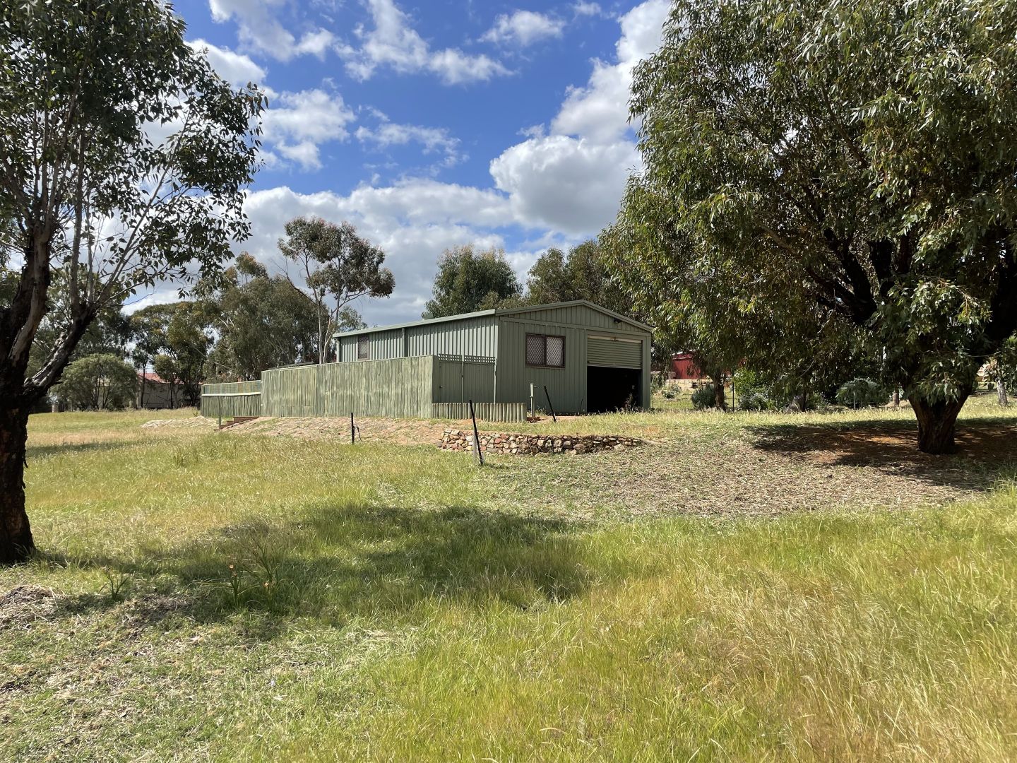 19 Woodley Farm Drive, Northa Property History & Address Research