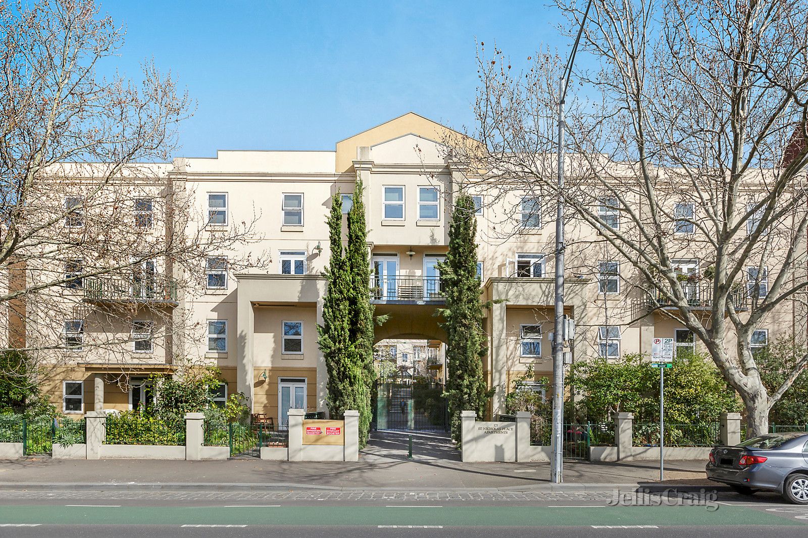 2 bedrooms Apartment / Unit / Flat in 64/117-121 Rathdowne Street CARLTON VIC, 3053