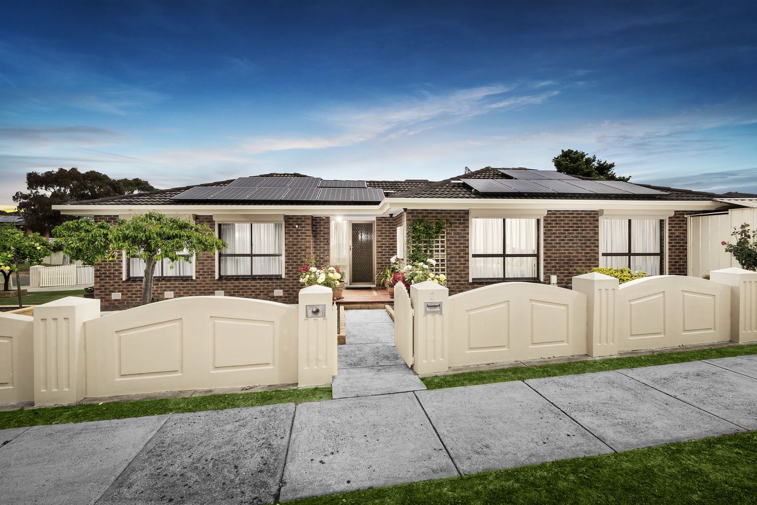 2 Buckmaster Drive, Mill Park VIC 3082, Image 0