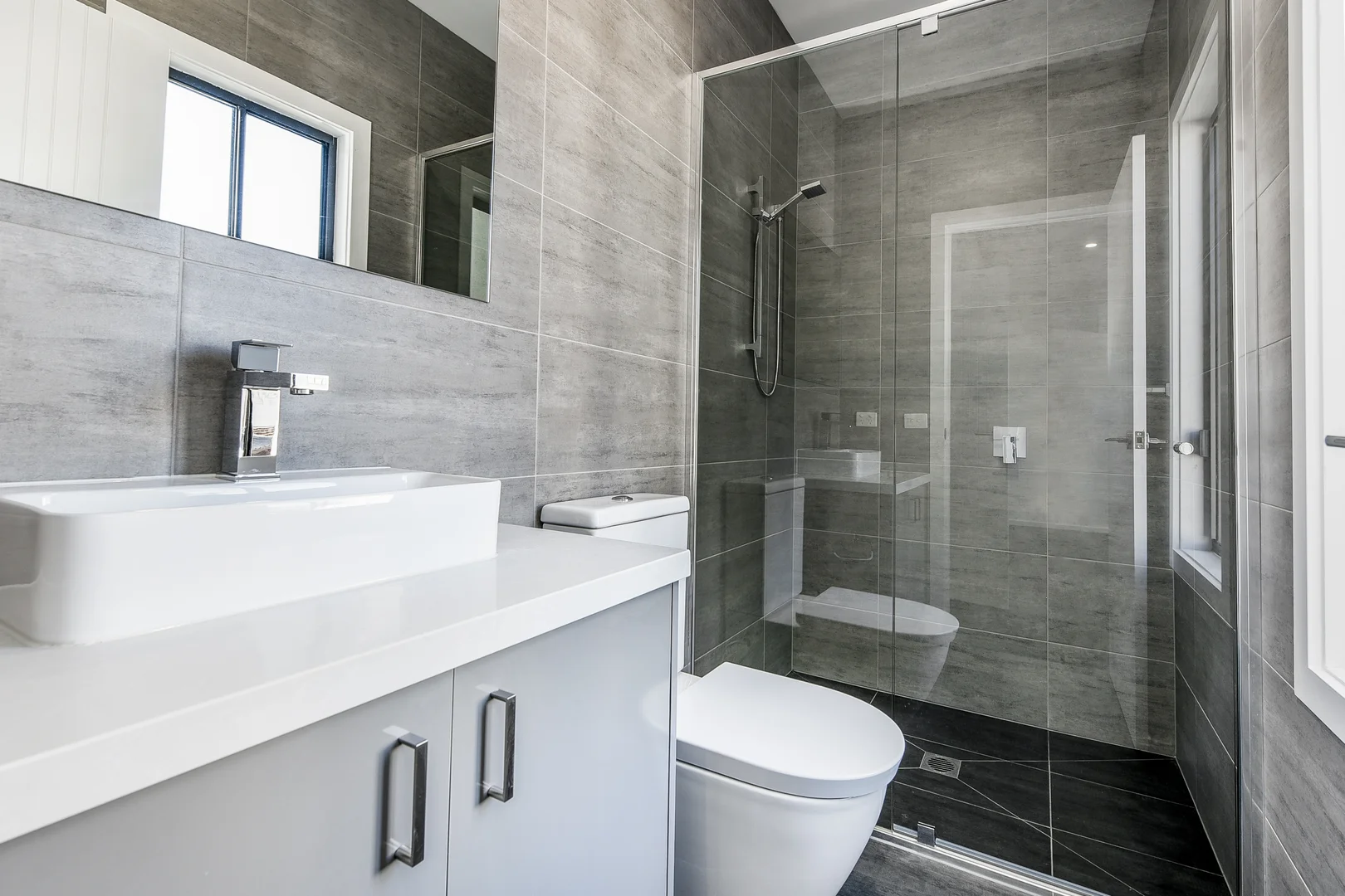 Additional image 3 of 2E Hillside Street, Springvale VIC 3171