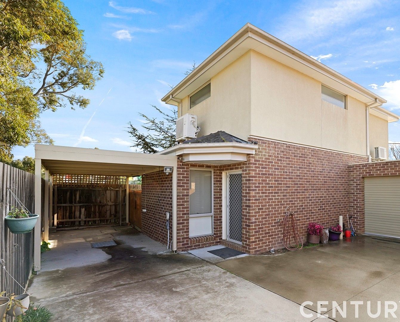 2 bedrooms Townhouse in 2/12 Ingrid Street DANDENONG VIC, 3175