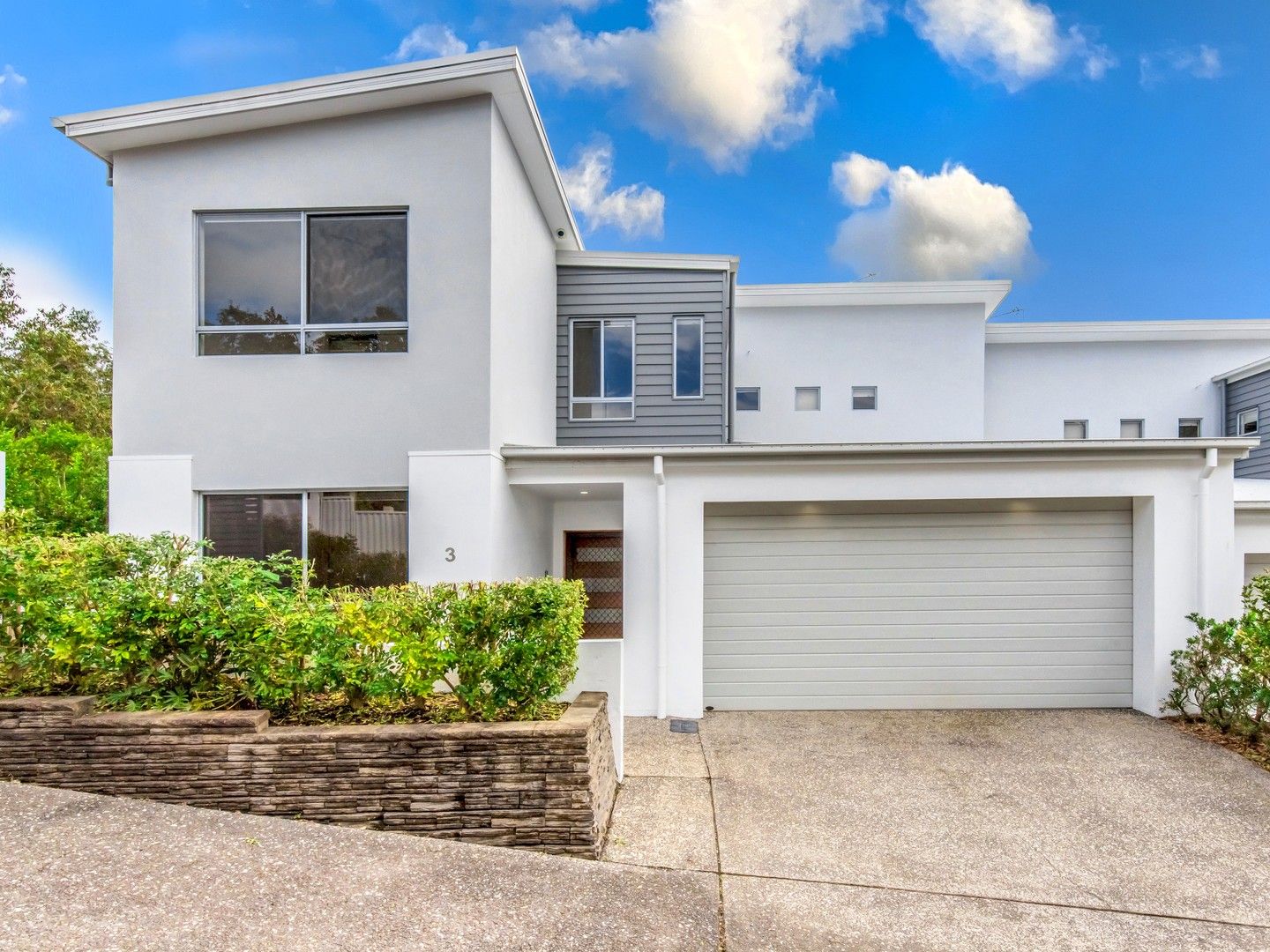4 bedrooms House in 3/25 Andromeda Parade ROBINA QLD, 4226