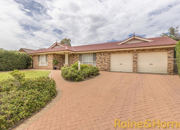 15 Ron Gordon Place, Dubbo NSW 2830