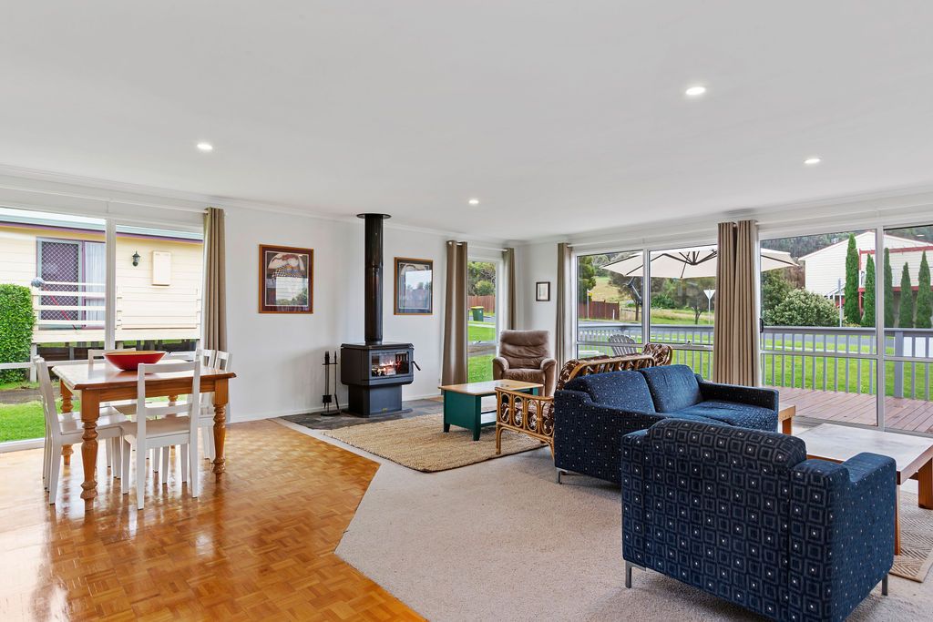 71 Cawood Street, Apollo Bay VIC 3233, Image 1