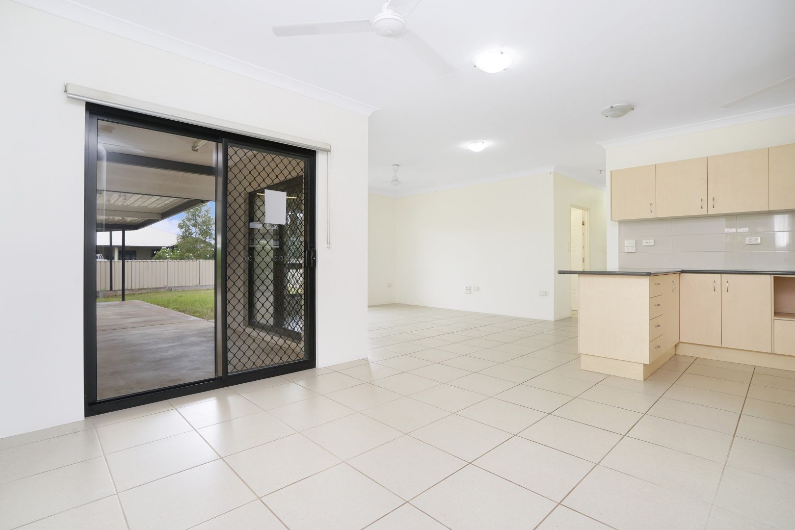 11 Gabriella Street, Bellamack NT 0832, Image 2