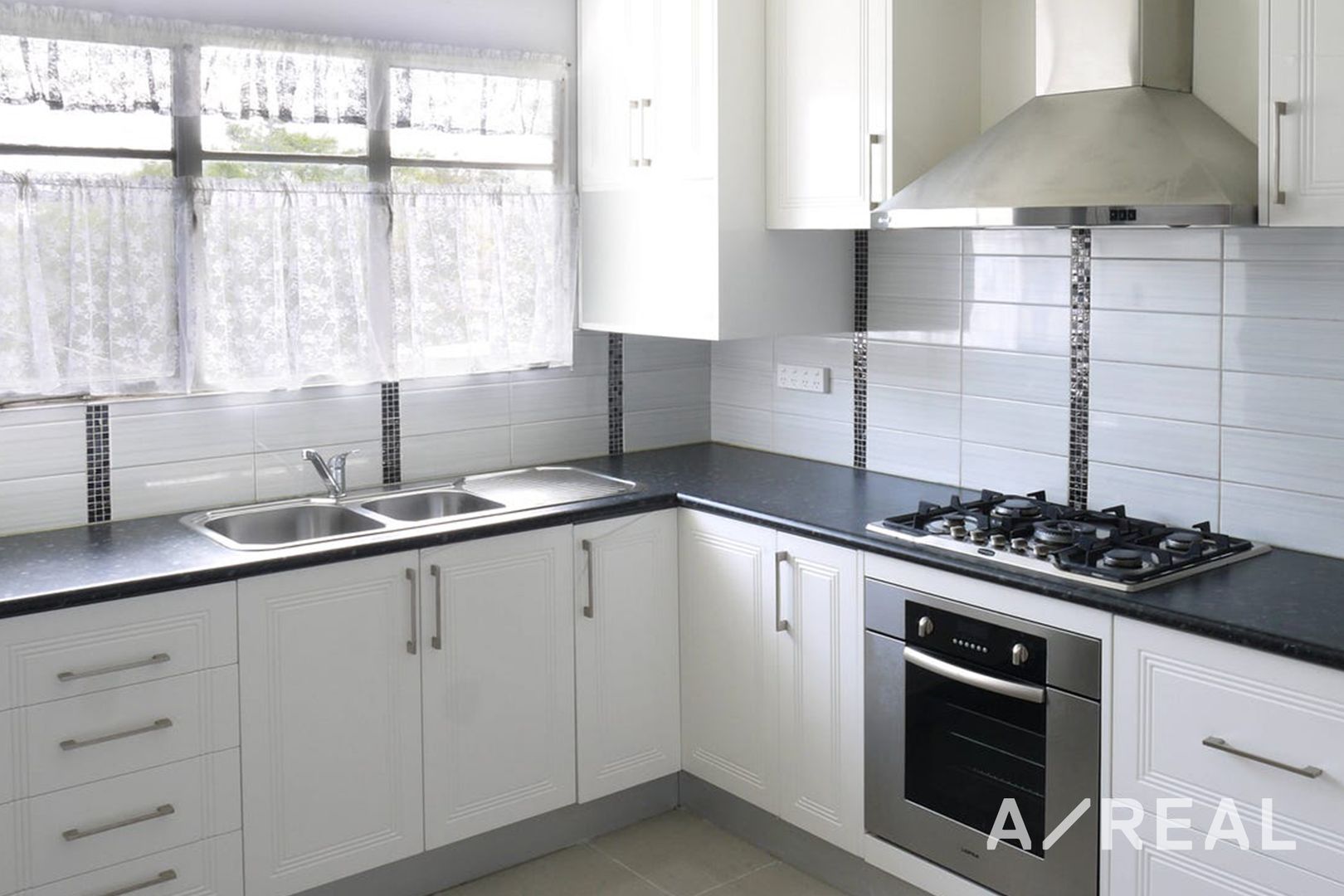 11 Binalong Ave, Chadstone VIC 3148 House For Rent Domain