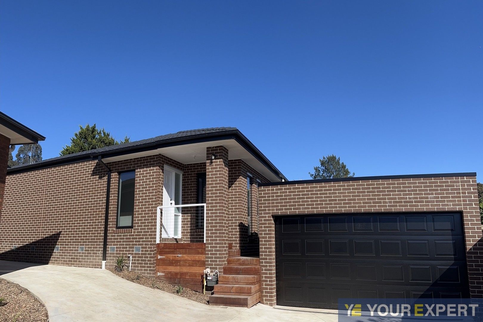 3 bedrooms House in 2/2 Caroline Place HAMPTON PARK VIC, 3976