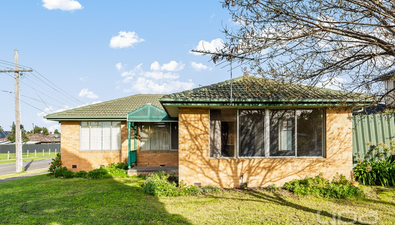 Picture of 1 Linacre Crescent, GLADSTONE PARK VIC 3043