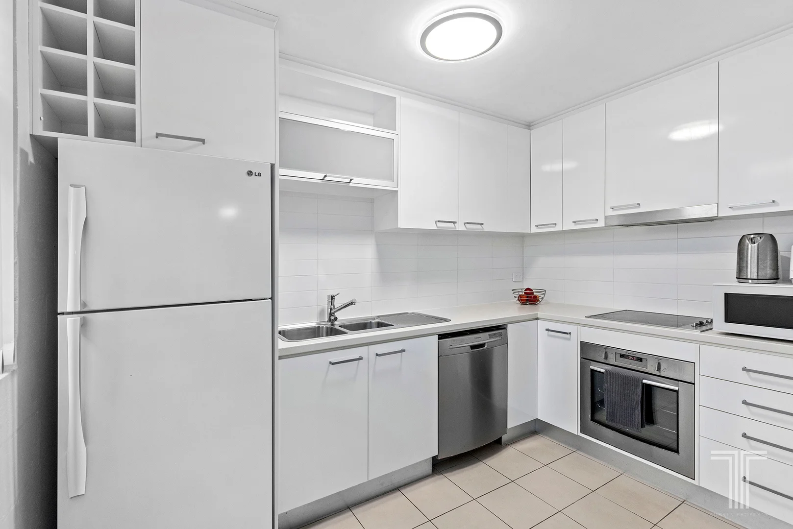 Additional image 2 of 3/115 Kirkland Ave, Coorparoo QLD 4151