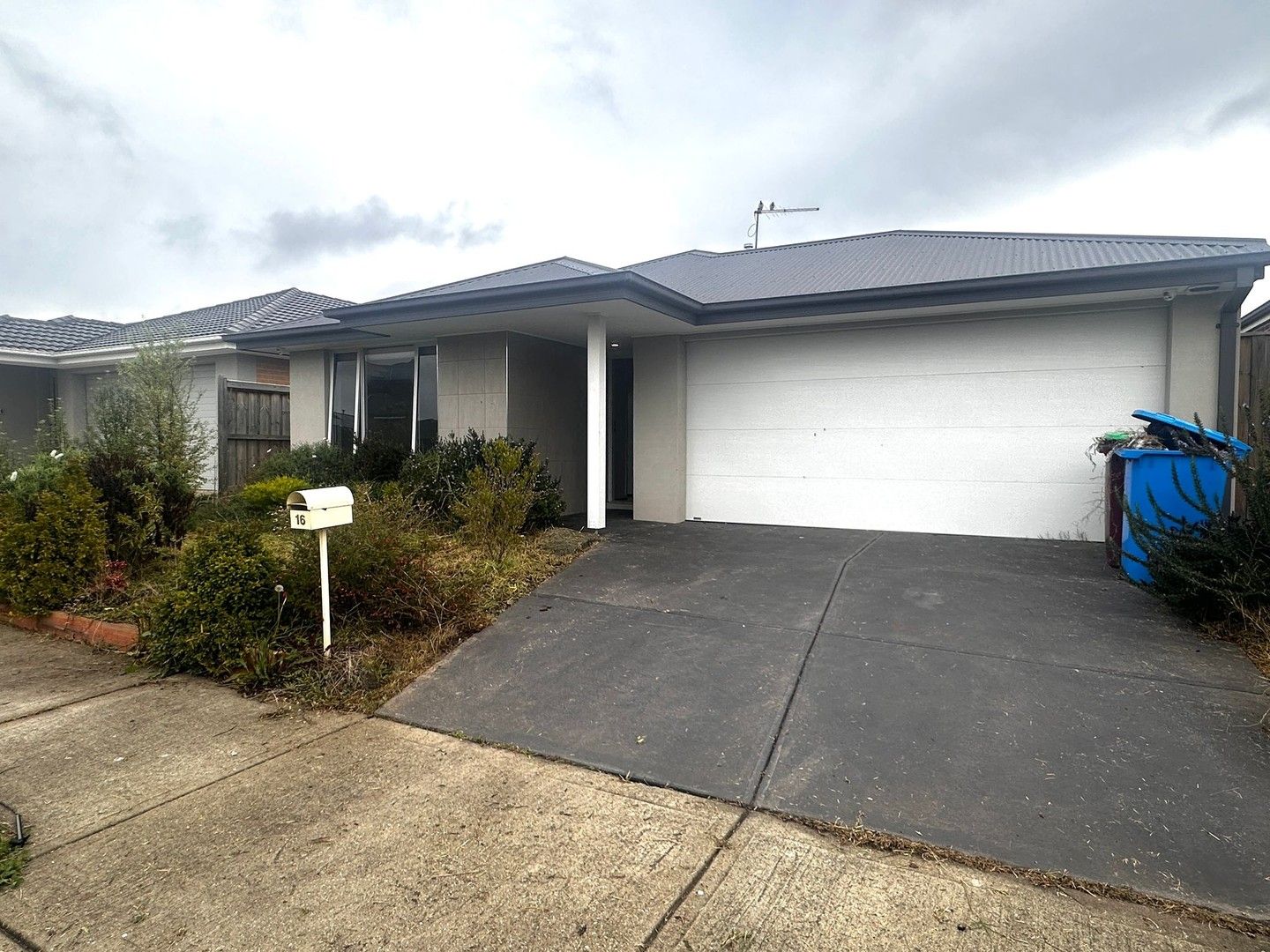 16 Dorkings Way, Clyde North VIC 3978 House For Rent Domain
