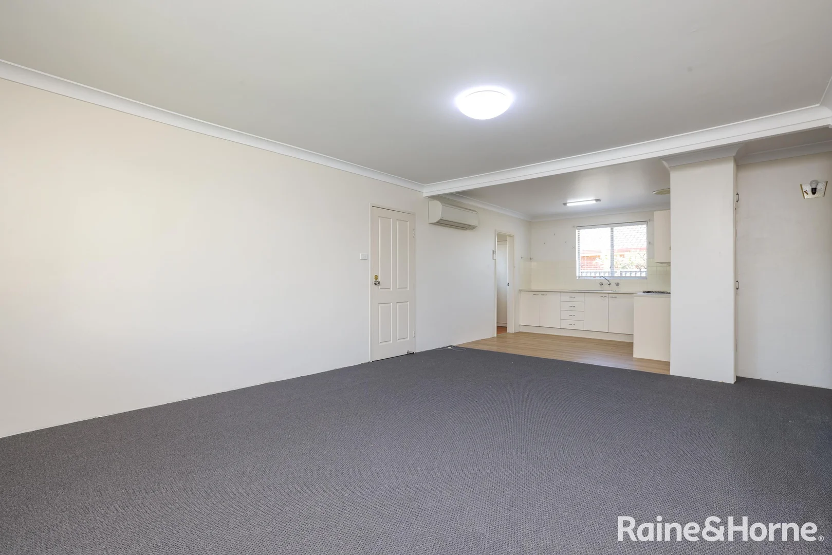 Additional image 5 of 8/223 Lambert St, Bathurst NSW 2795