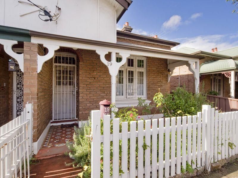 19 Union Street, DULWICH HILL NSW 2203, Image 0