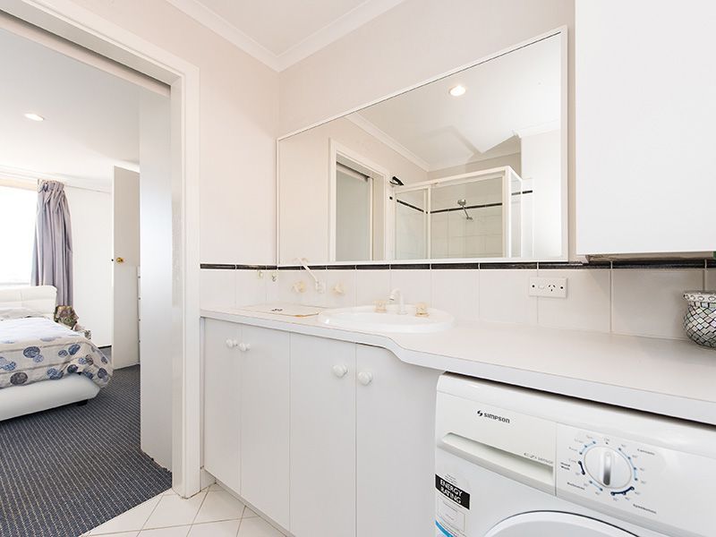 1 bedrooms Apartment / Unit / Flat in 33/16 Hensman Street SOUTH PERTH WA, 6151