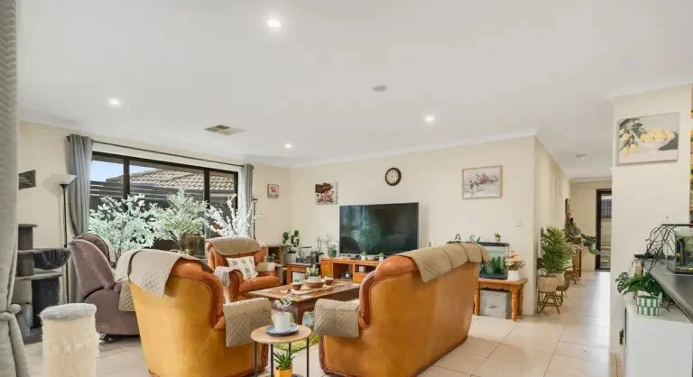 Additional image 4 of 24 Oligantha Elbow, Banksia Grove WA 6031