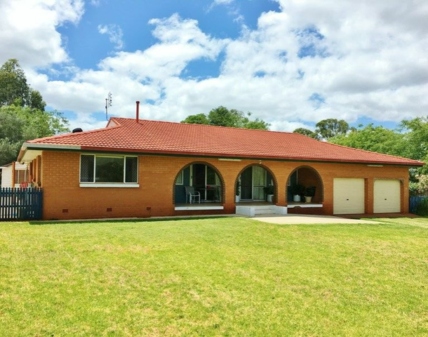 7 Taylors Road, Kingaroy QLD 4610