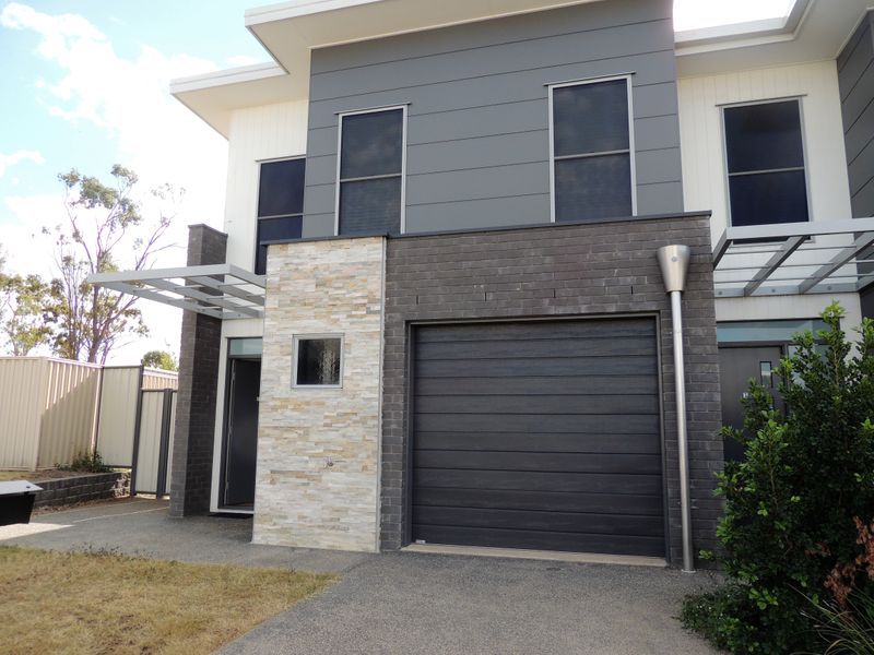 3 bedrooms Townhouse in 1/32 Barron Court MORANBAH QLD, 4744