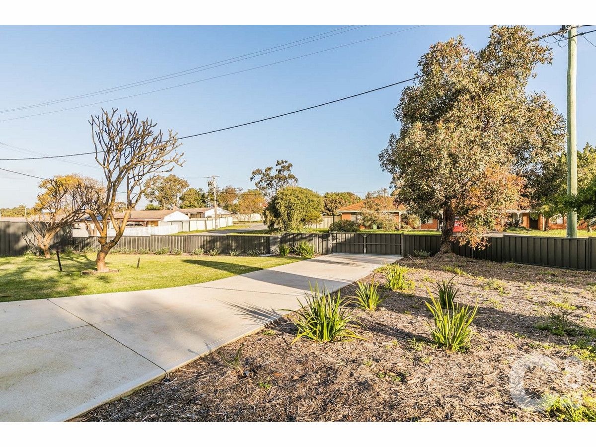 25 Coleman Road, Calista WA 6167, Image 2