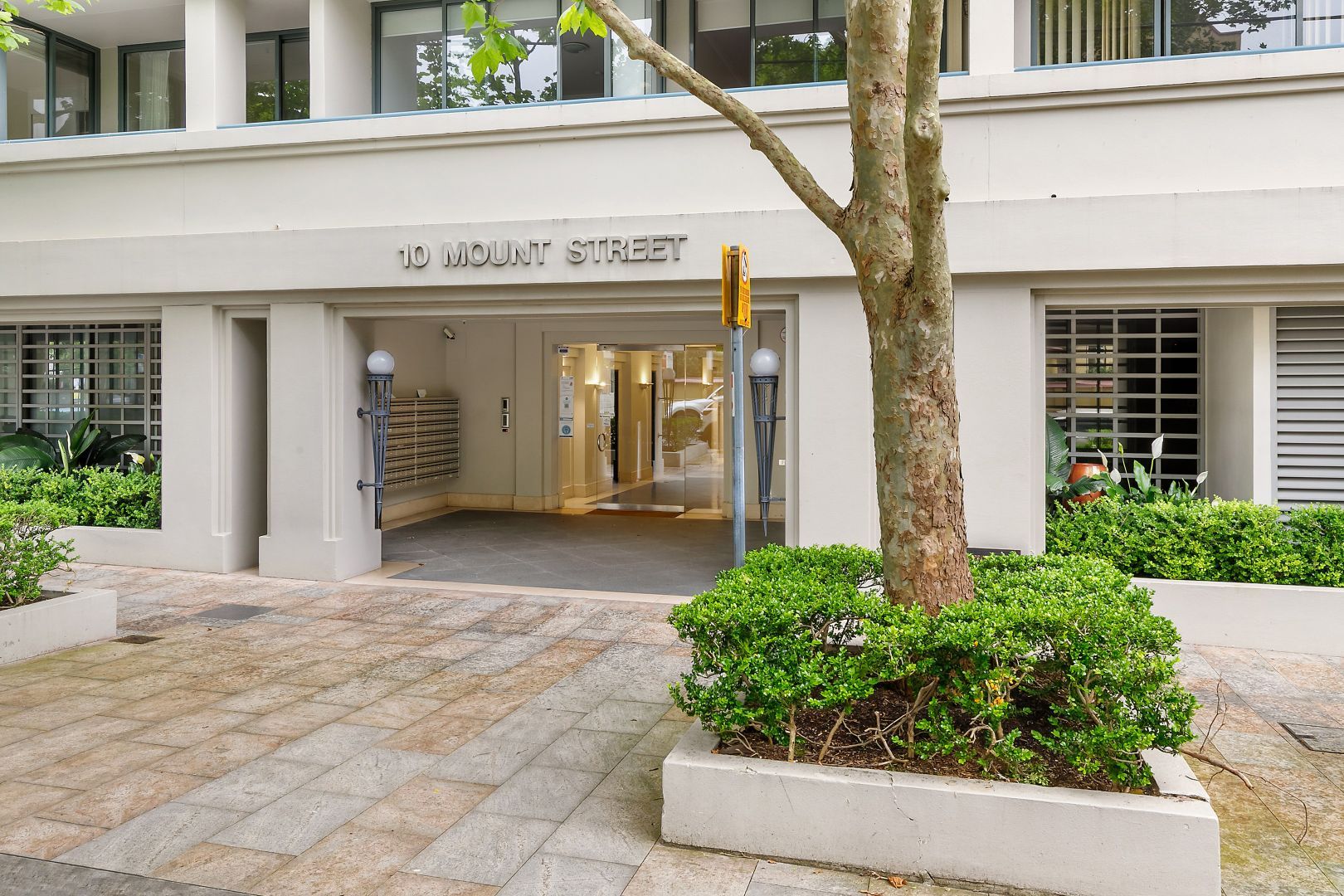 Apartment / Unit / Flat in 502/2-10 Mount Street, NORTH SYDNEY NSW, 2060
