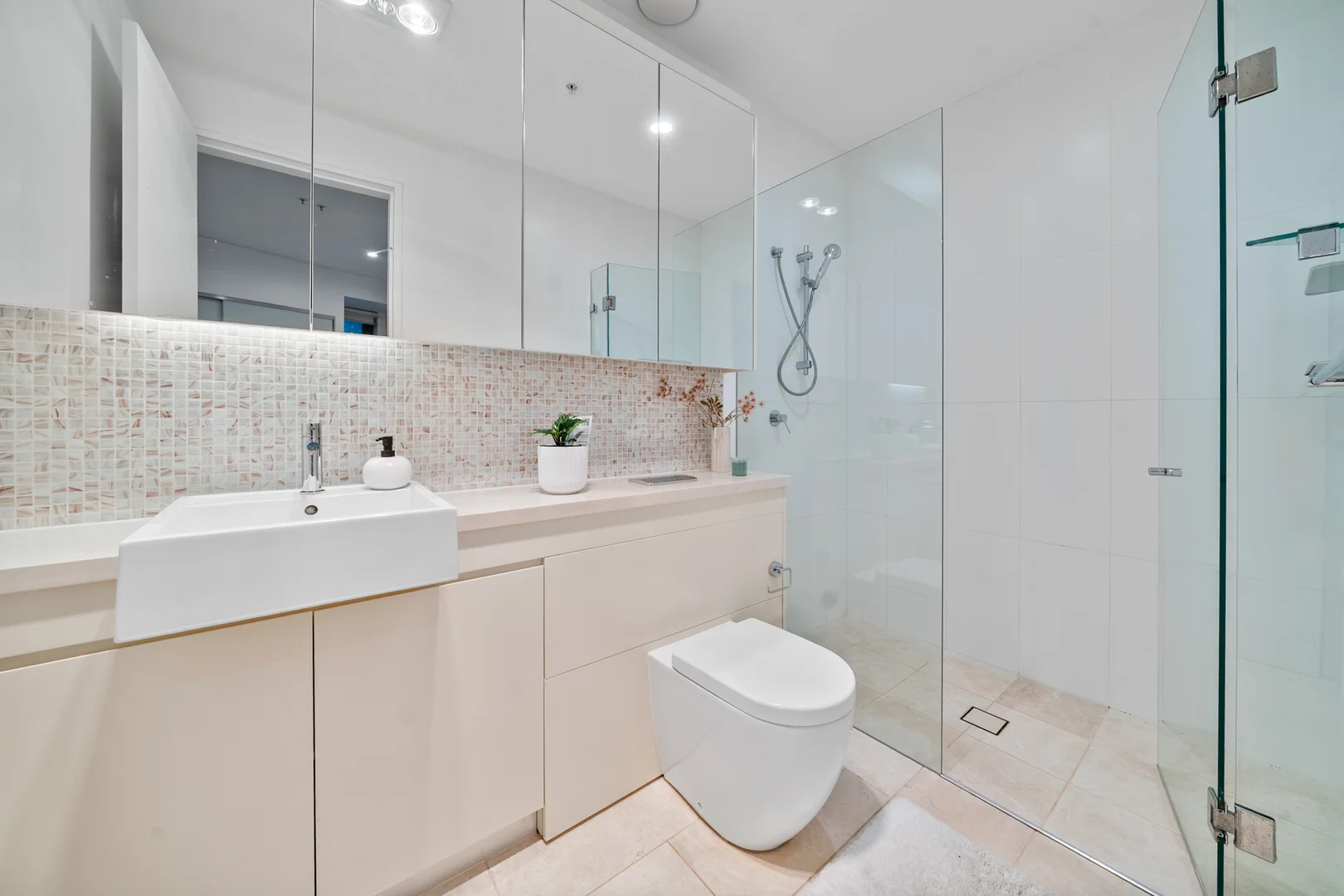 Additional image 10 of 1806/7-9 Gibbons Street, Redfern NSW 2016