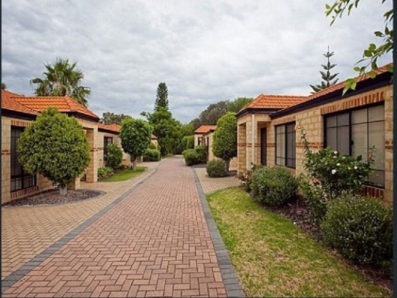 3 bedrooms Villa in 8/27 Woodloes Street CANNINGTON WA, 6107