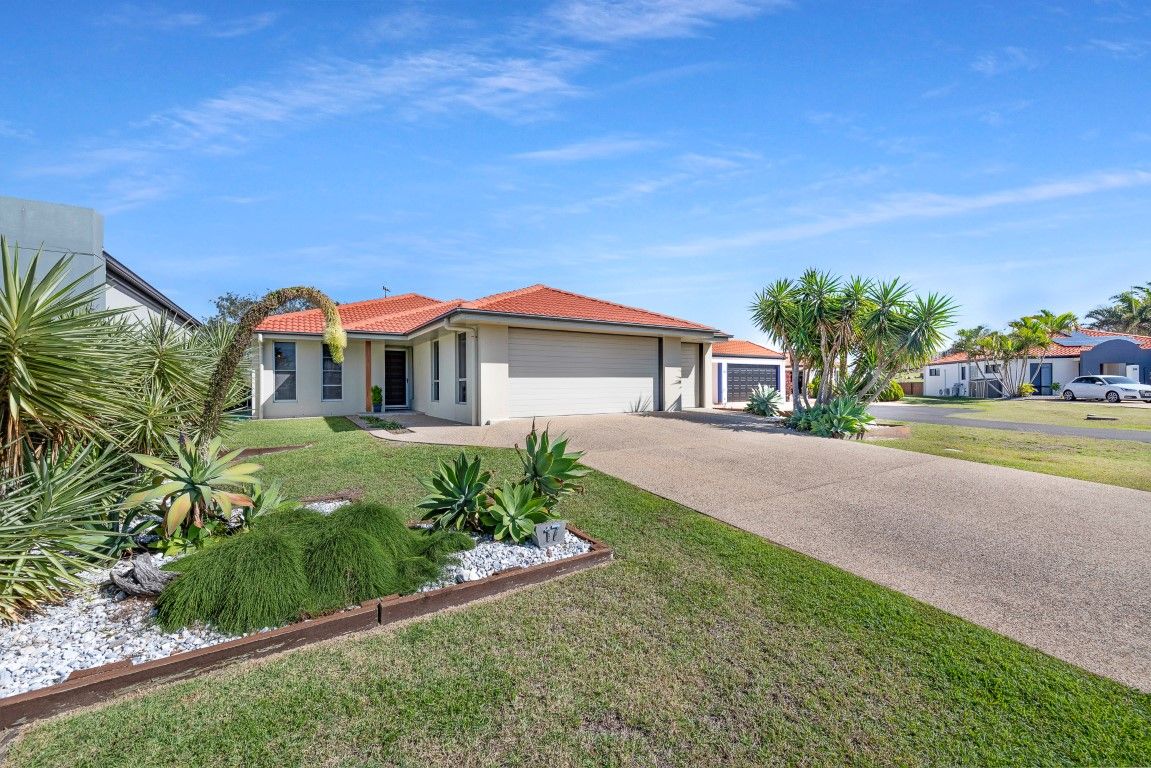 17 Chantelle Circuit, Coral Cove QLD 4670, Image 2