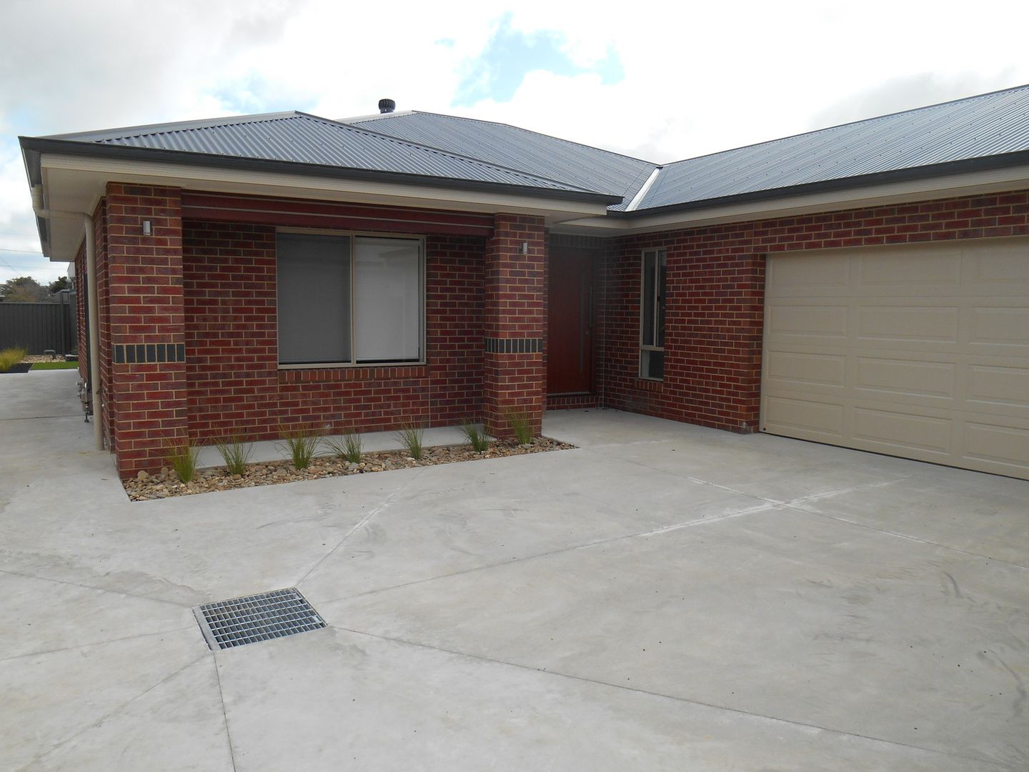 2/46 Maude Street, Shepparton Property History & Address Research