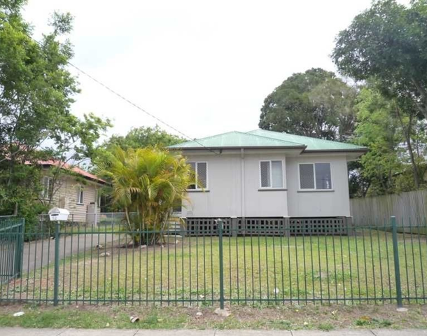 12 Binkar Street, Chermside QLD 4032