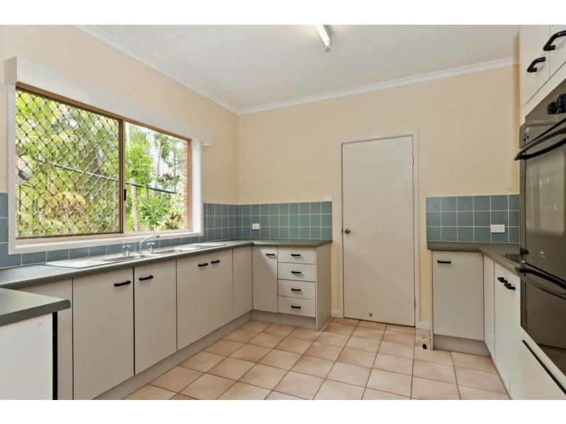 9 Toll Gate Road, Oak Beach QLD 4877, Image 1