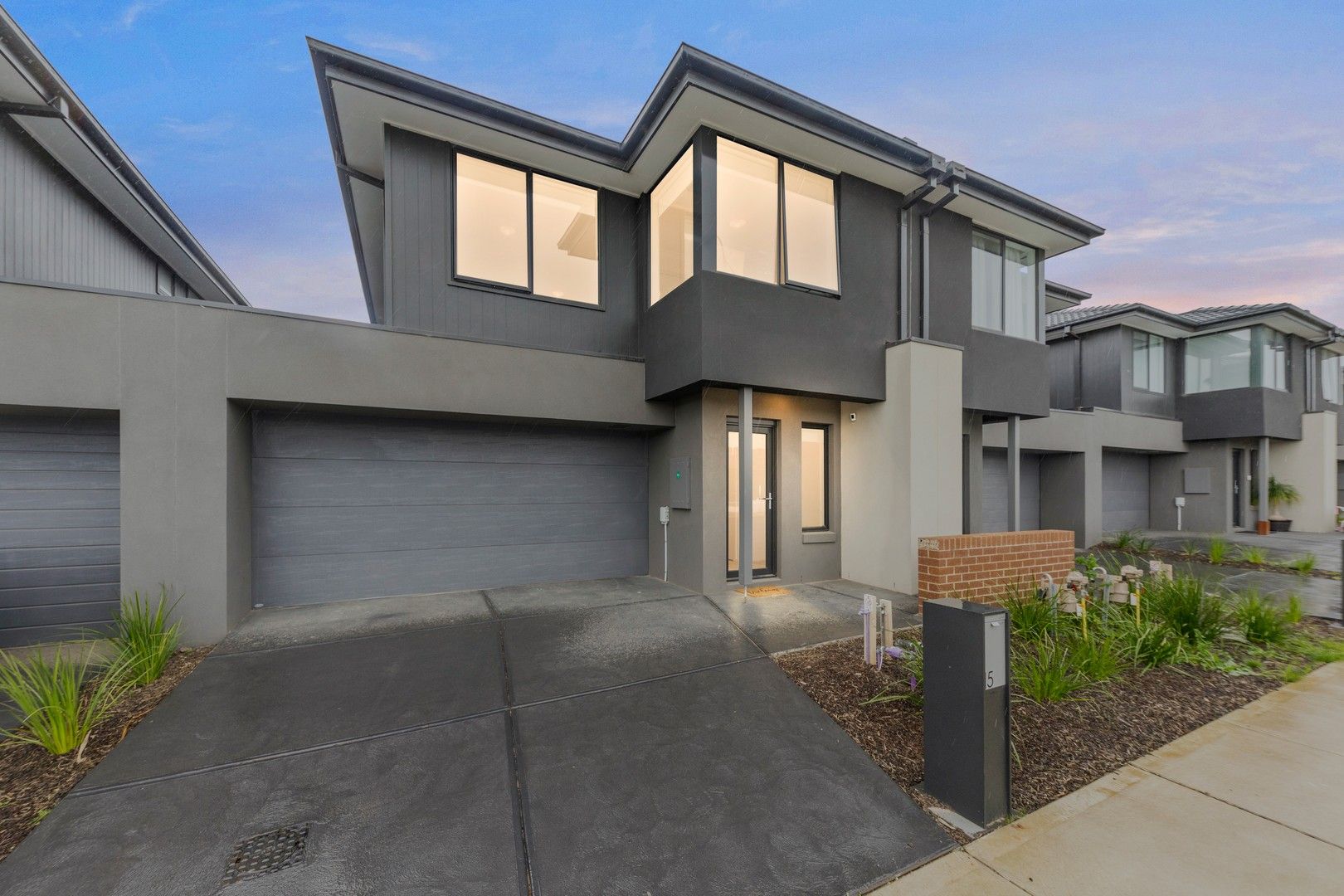 15 Hearthstone Circuit, Clyde North VIC 3978, Image 0