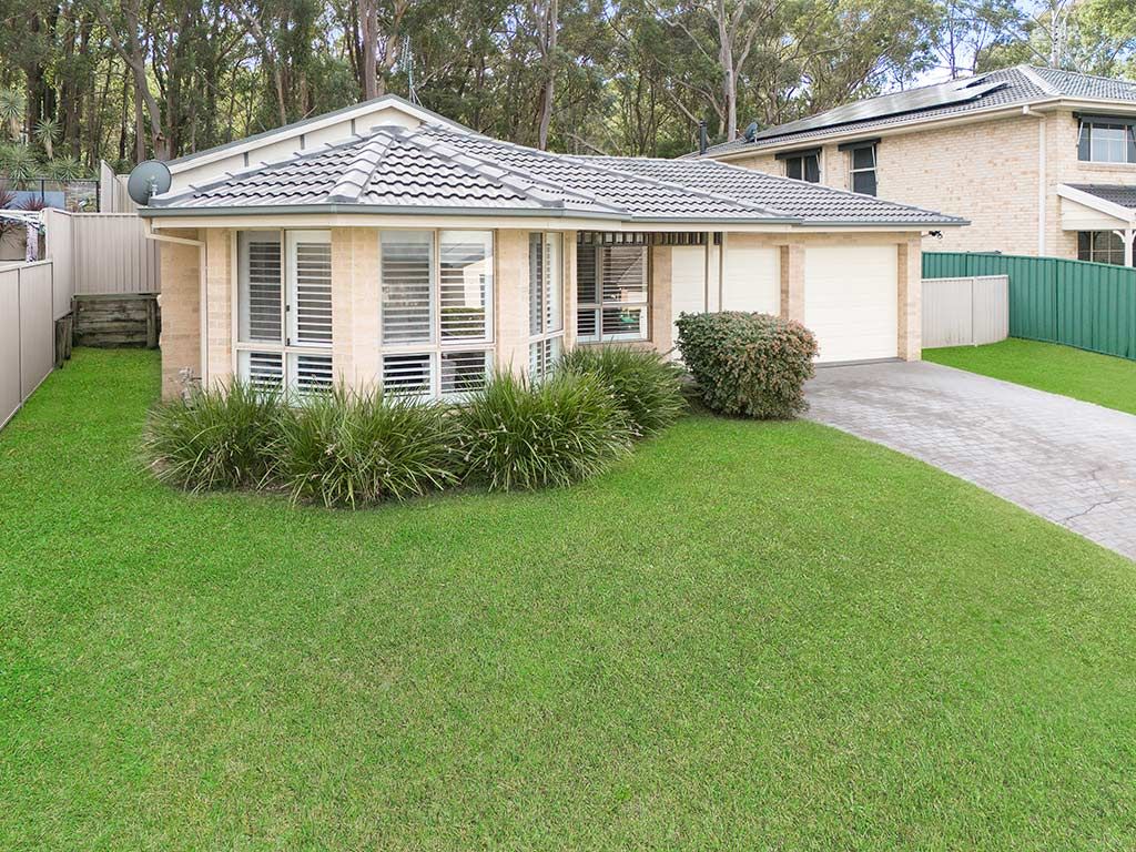 9 Lakeshore Close, Kilaben Bay NSW 2283, Image 0