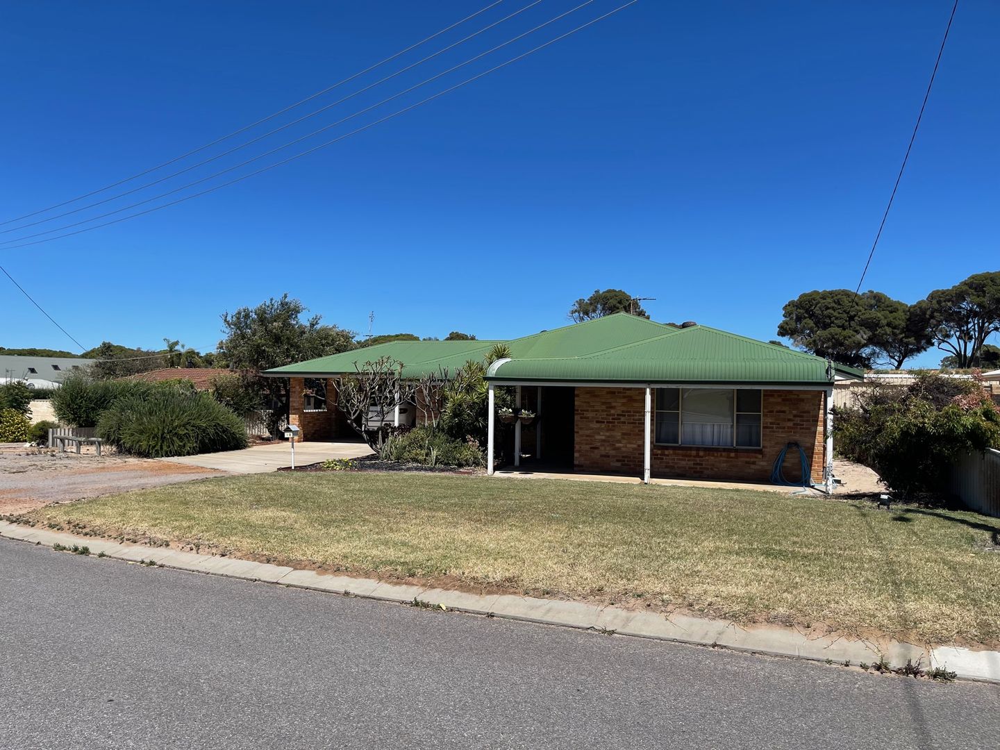 10 Cousins Street, Port Denison WA 6525 Domain