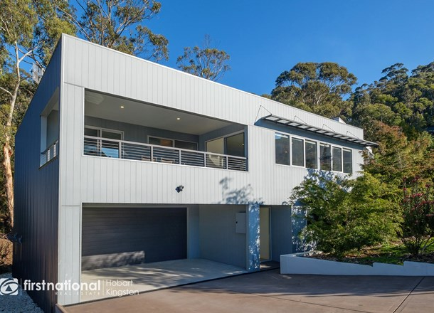 49 Delta Avenue, Taroona TAS 7053