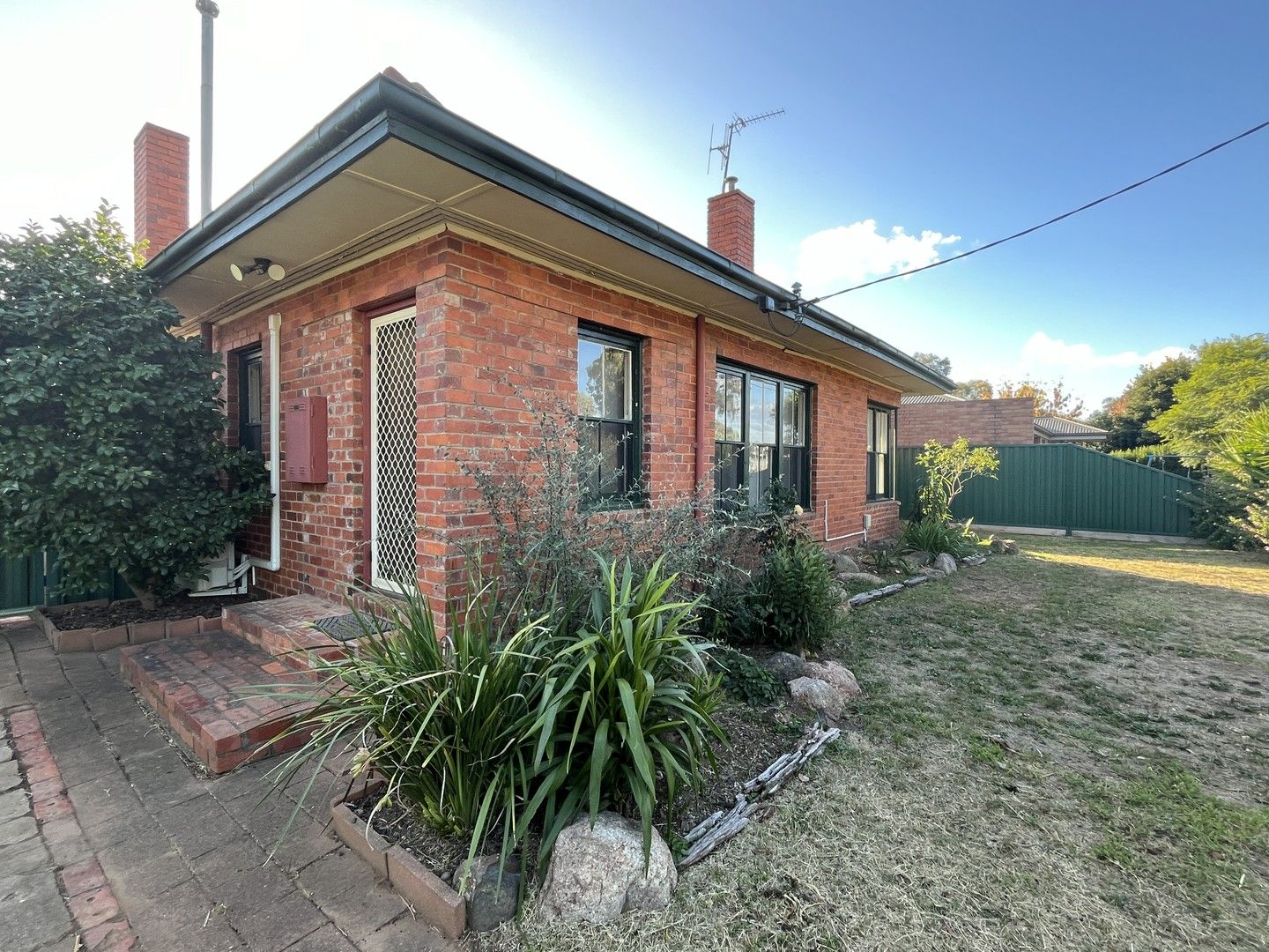 22 Gowrie Street, Shepparton VIC 3630 House For Rent 420 Domain