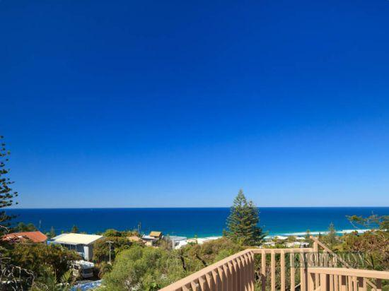 4 Seaview Terrace, Sunshine Beach QLD 4567