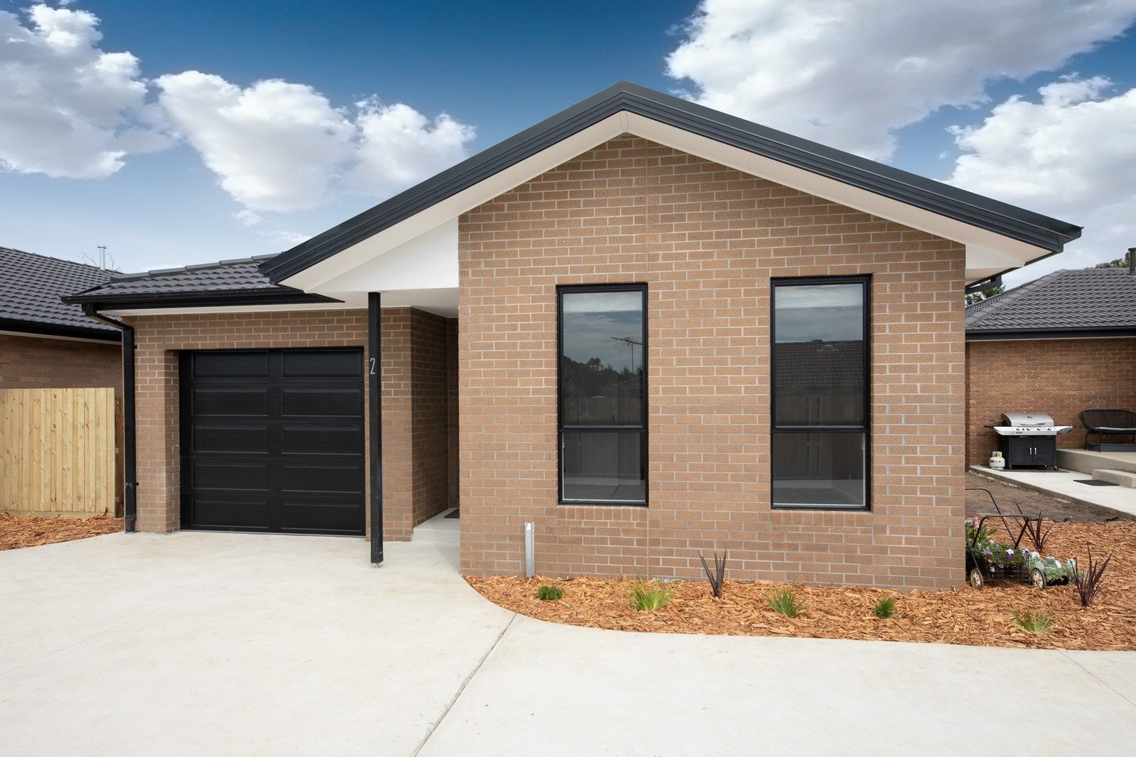 Unit 2/17 Regan Drive, Romsey VIC 3434, Image 0