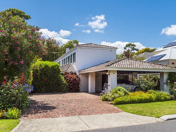 30 Curlew Road, Dalkeith WA 6009